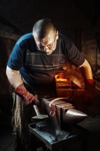 Artisan Tandoors blacksmith at work
